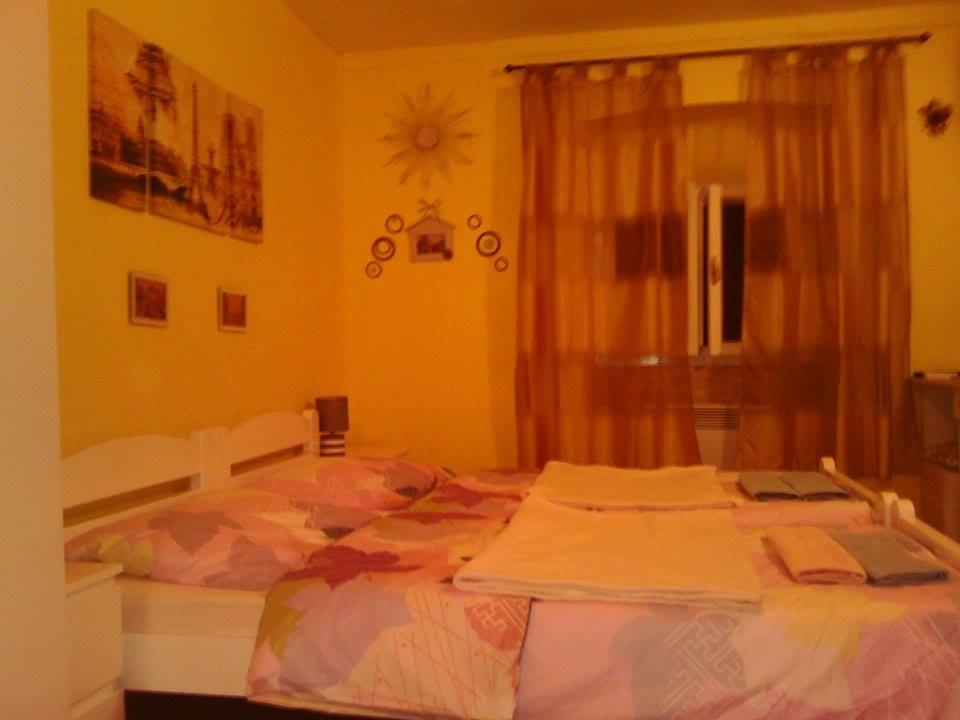 Studio And Rooms Korzo Rijeka Ruang foto